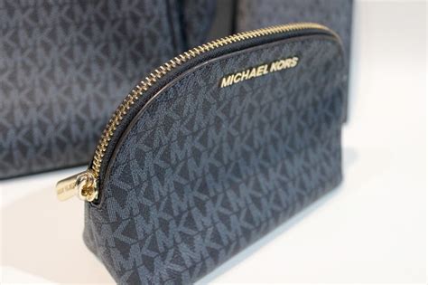 michael kors estee lauder makeup bag|Michael kors cosmetic bags + FREE SHIPPING .